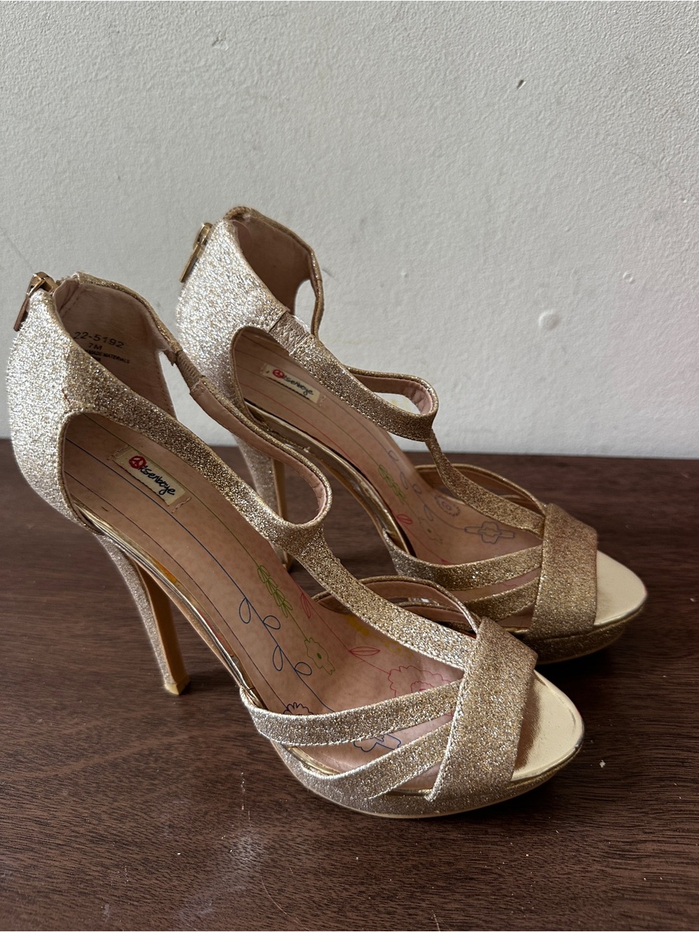Glitter Strappy High Heel Sandals - Gold size 7